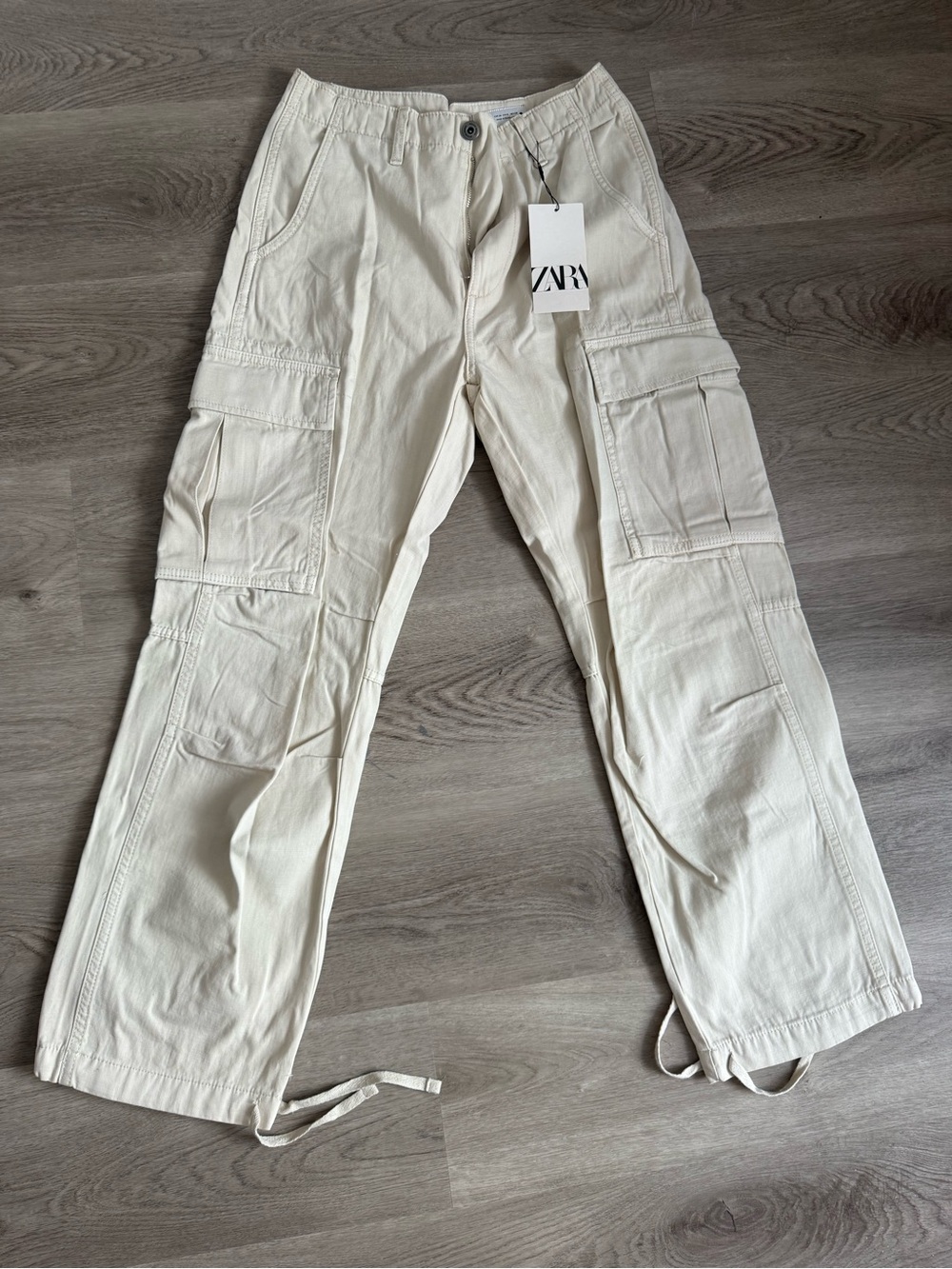 Zara Cream Cargo Pants with Utility Pockets